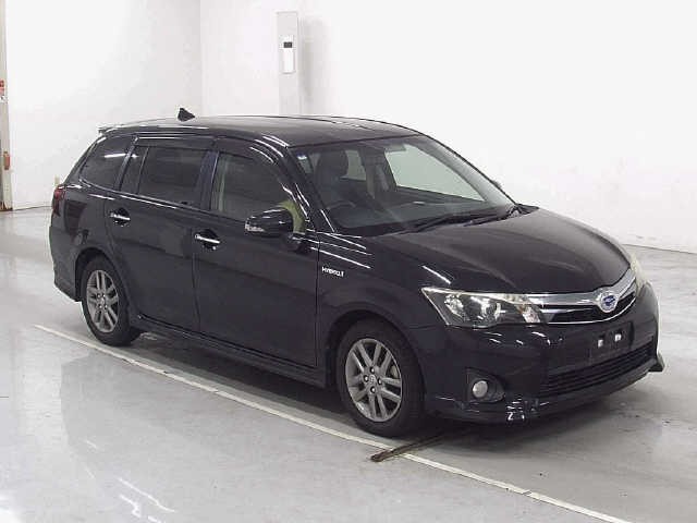 Toyota Fielder HV