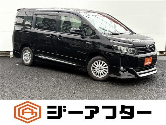 Toyota Voxy HV