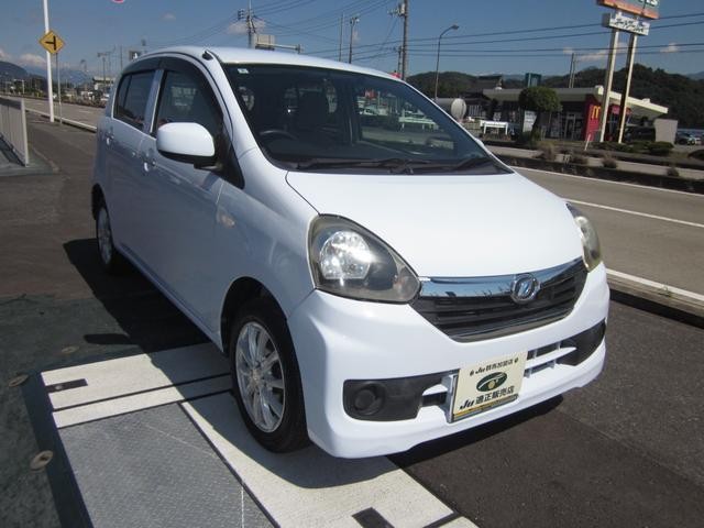 2014 Daihatsu Mira ES