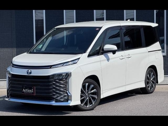 Toyota Voxy HV