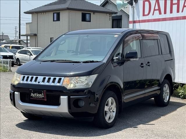 2009 Mitsubishi Delica D5