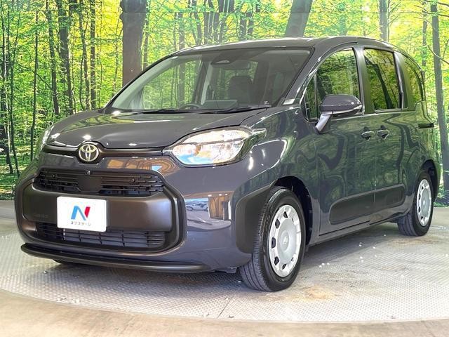 Toyota Sienta HV