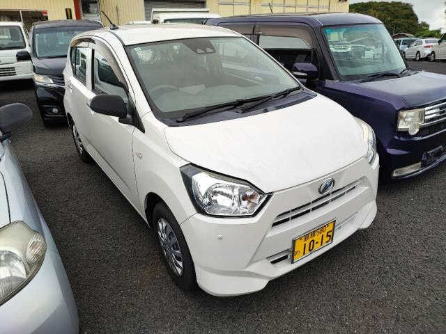 2017 Daihatsu Mira ES