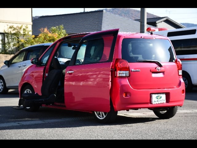 2015 Toyota Porte