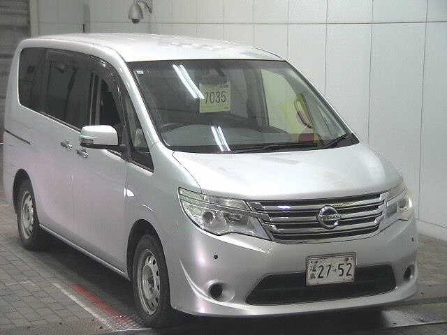 2015 Nissan Serena