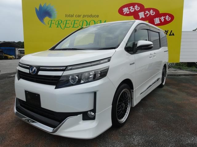 Toyota Voxy HV