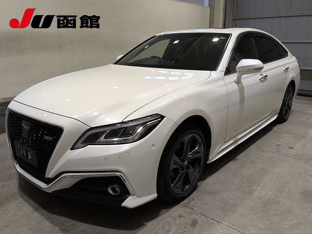 2020 Toyota Crown HV