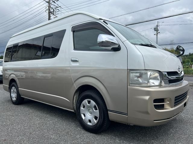 Toyota Hiace W