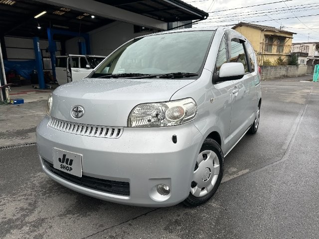 2004 Toyota Porte
