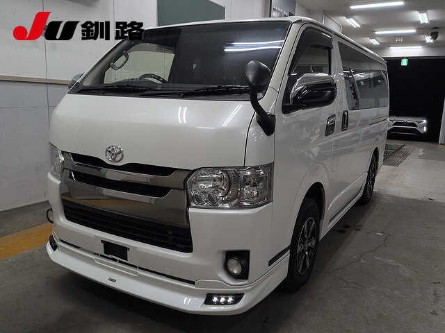 Toyota Hiace V