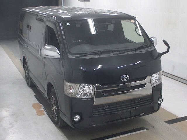 2019 Toyota Hiace V