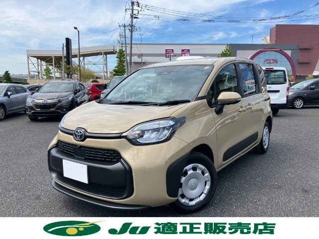 Toyota Sienta HV