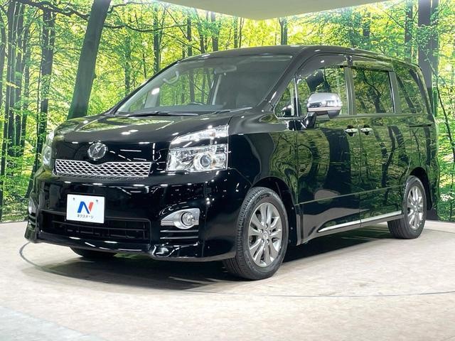 2013 Toyota Voxy