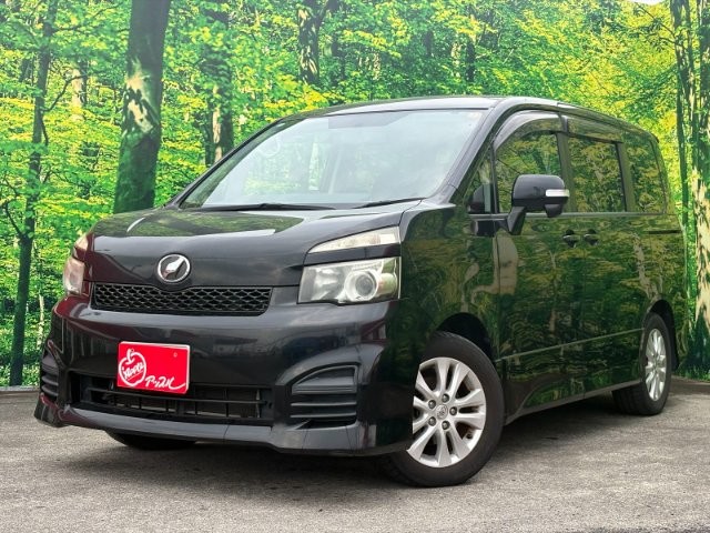 2010 Toyota Voxy