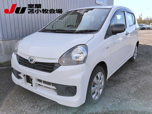 2015 Daihatsu Mira ES
