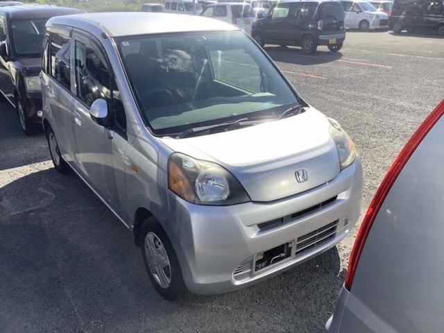 2010 Honda Life