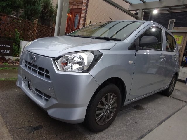 2017 Daihatsu Mira ES