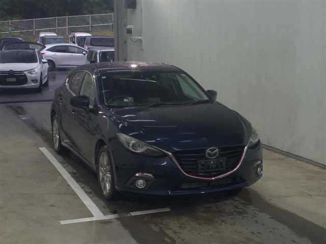 Mazda Axela Sports