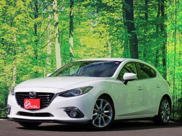 Mazda Axela Sports