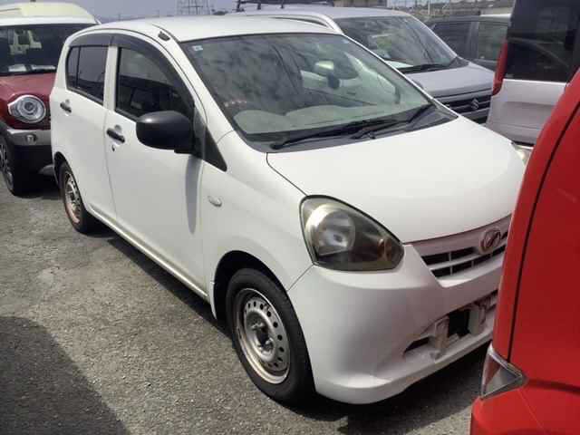Daihatsu Mira ES