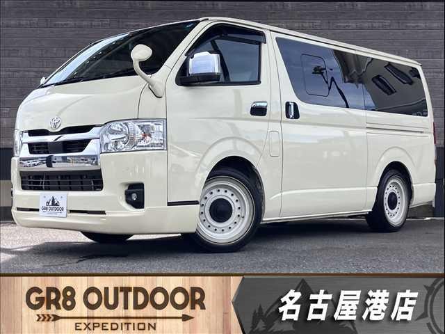 Toyota Hiace V
