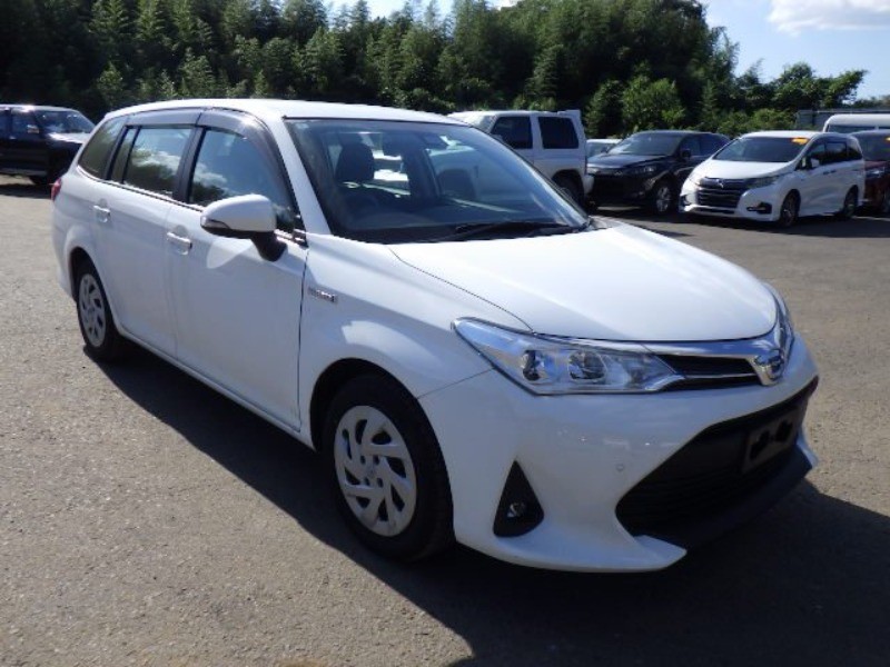 2020 Toyota Fielder HV