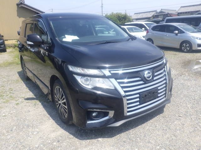 2015 Nissan Elgrand