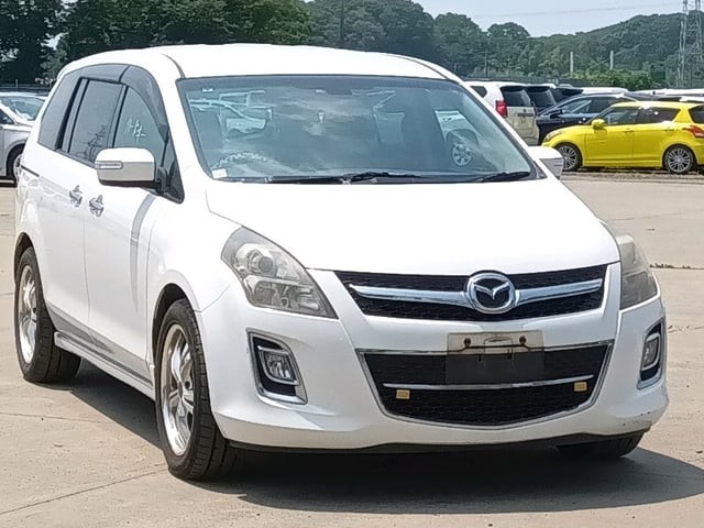 2009 Mazda MPV