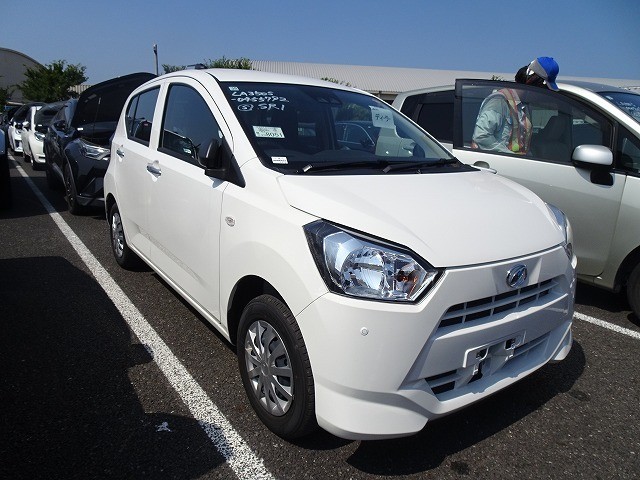 2025 Daihatsu Mira ES