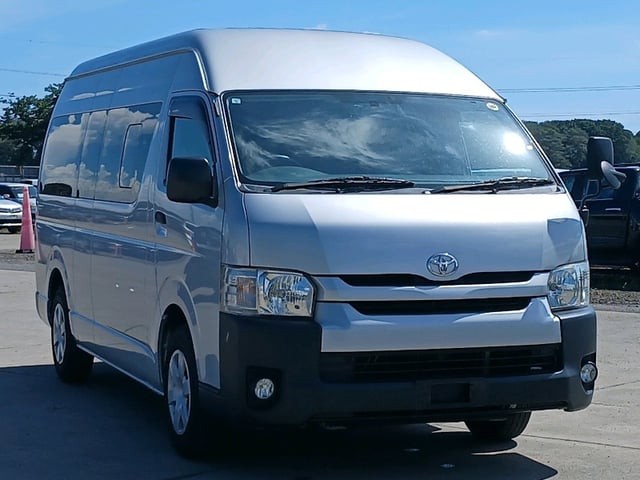 2014 Toyota Hiace V