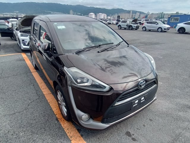 2015 Toyota Sienta