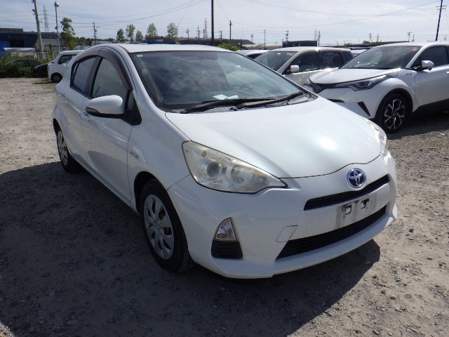 2013 Toyota Aqua