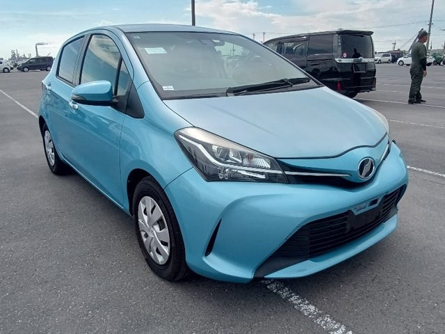 2016 Toyota Vitz