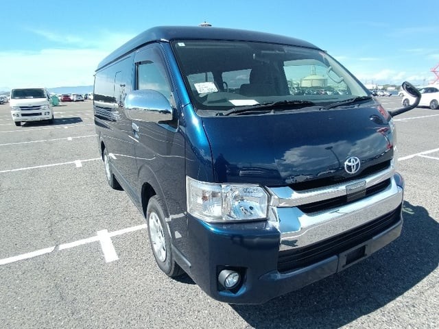 2019 Toyota Hiace W