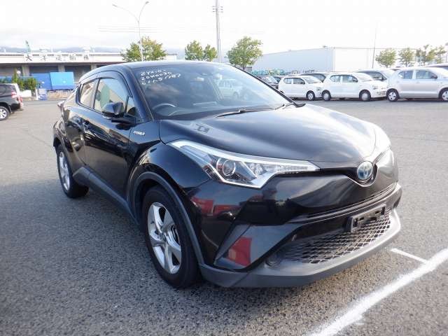 2017 Toyota C-HR HV