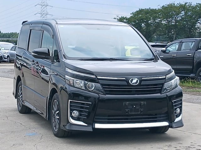 2014 Toyota Voxy