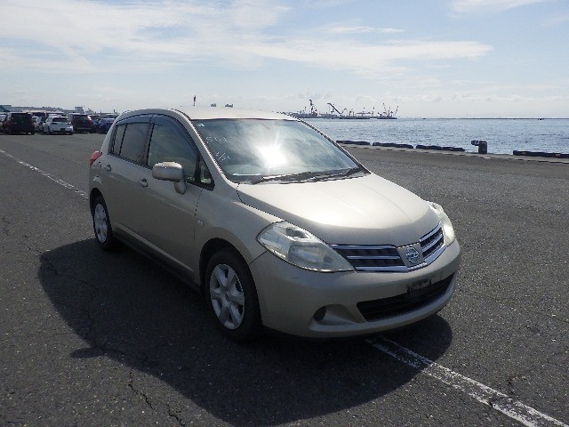 2011 Nissan Tiida
