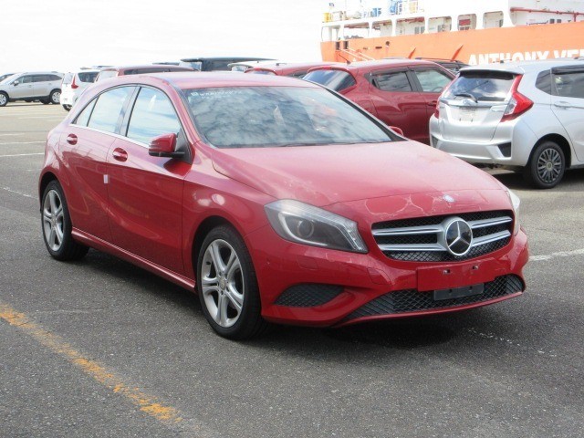 2014 Mercedes-Benz A180