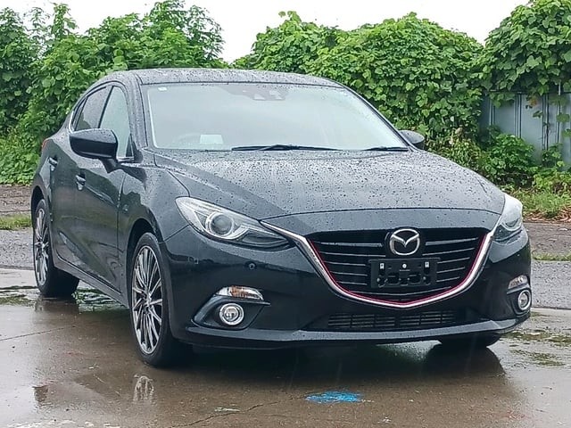 2014 Mazda Axela Sports