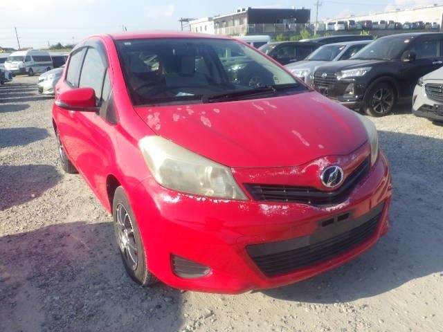 2013 Toyota Vitz