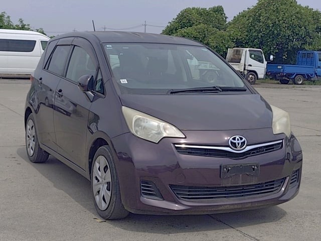 2011 Toyota Ractis