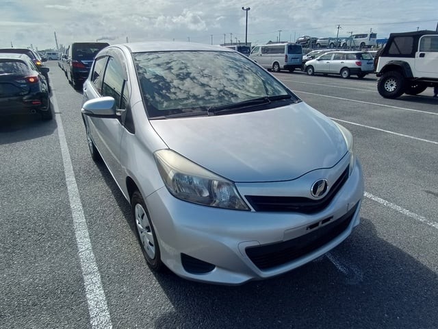 2013 Toyota Vitz