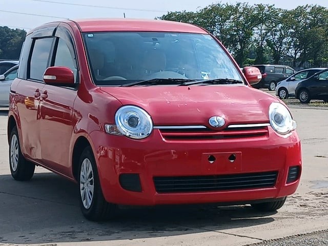 2015 Toyota Sienta