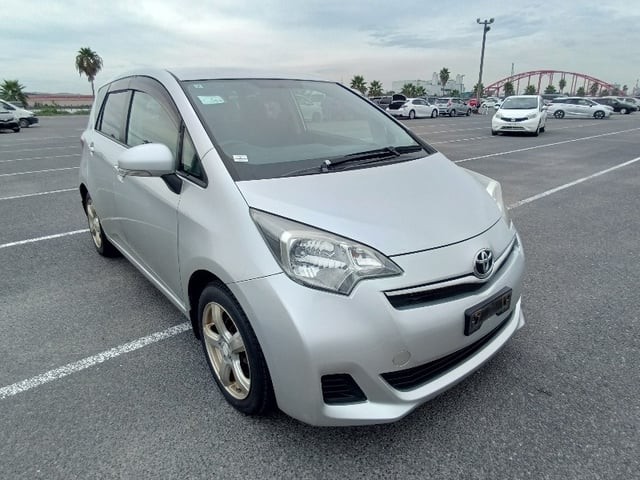 2011 Toyota Ractis