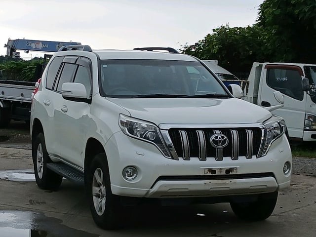 2016 Toyota Land Cruiser Prado