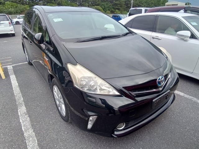 2012 Toyota Prius Alpha
