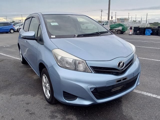 2013 Toyota Vitz