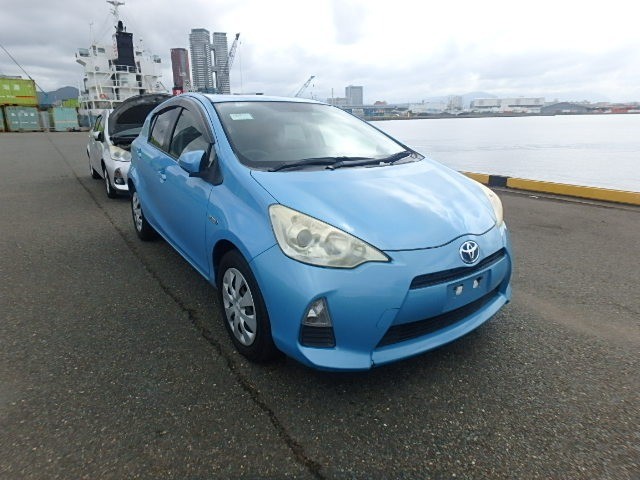 2013 Toyota Aqua