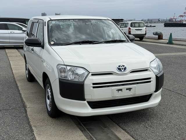 2022 Toyota Probox HV