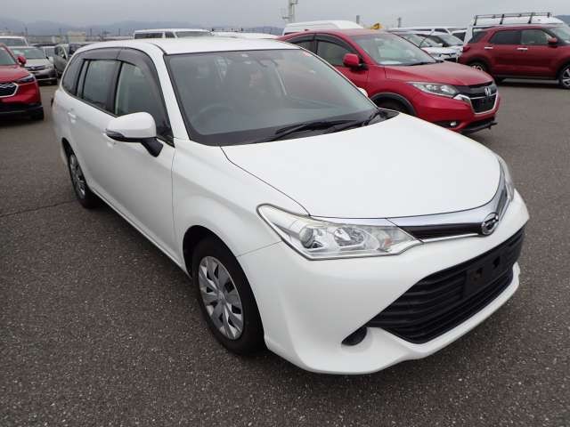 2015 Toyota Fielder